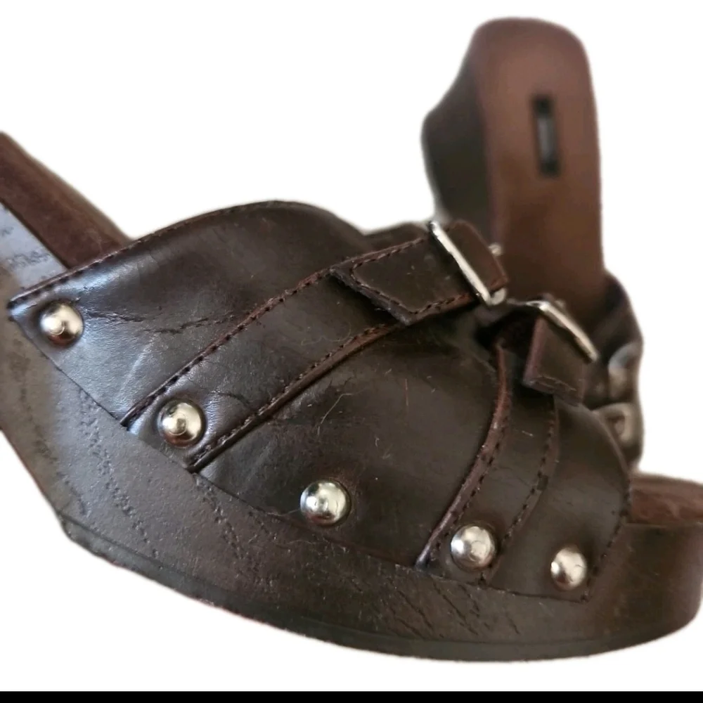 Xhilaration Womens Brown Vintage Y2K 90s Chunky Buckle Trendy Retro Shoe 8.5